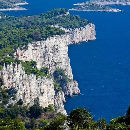 Vakantiehuis Robinson House Zut *