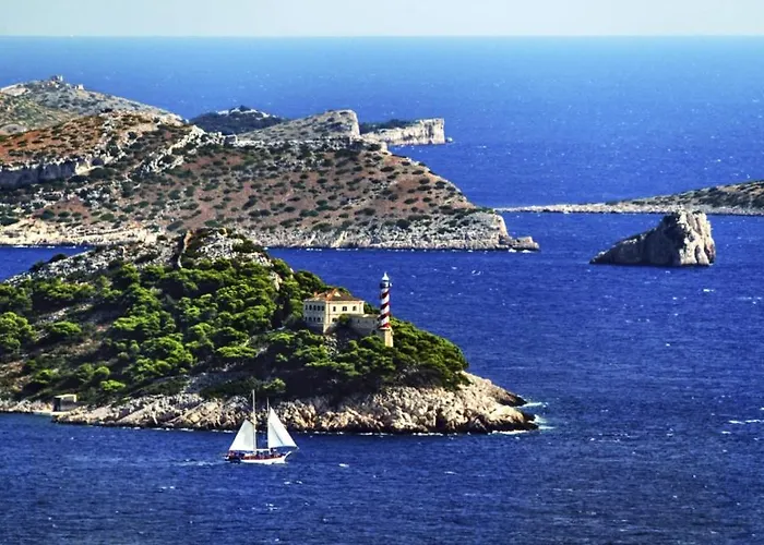 Robinson House Zut Vakantiehuis Bizikovica